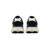 New Balance 9060 'Black and White' (2023)