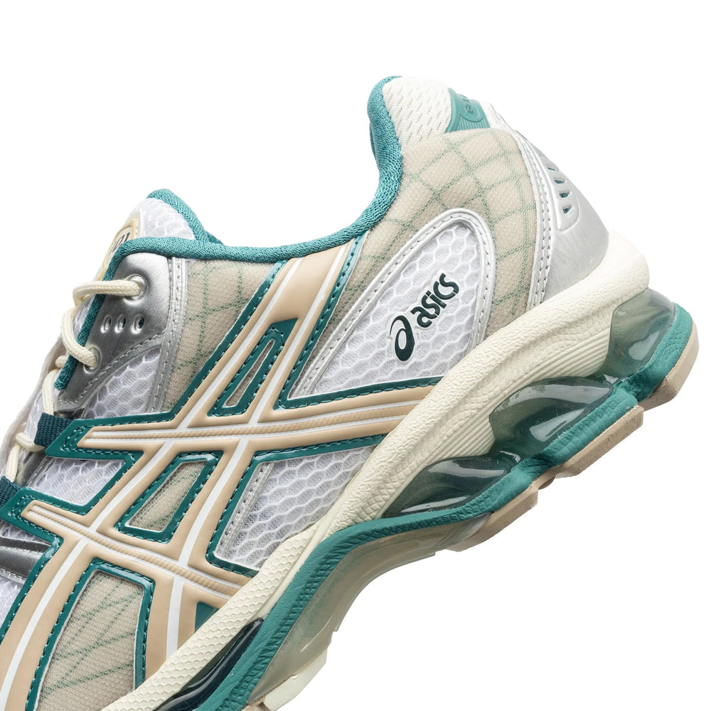 asics_gel_nimbus_101_white_rainy_lake_2025_7