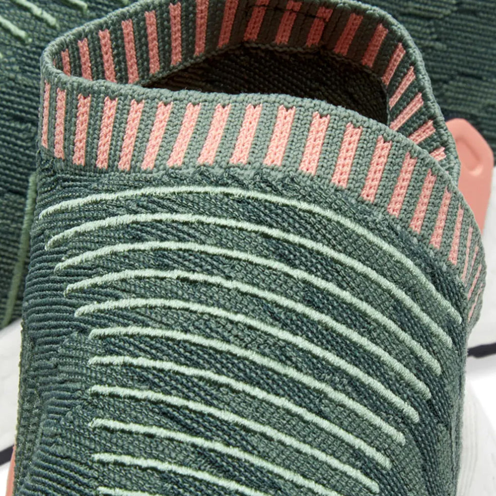 Adidas-NMD-CS2-W-‘Trace-Green-Pink’-laces-close-up