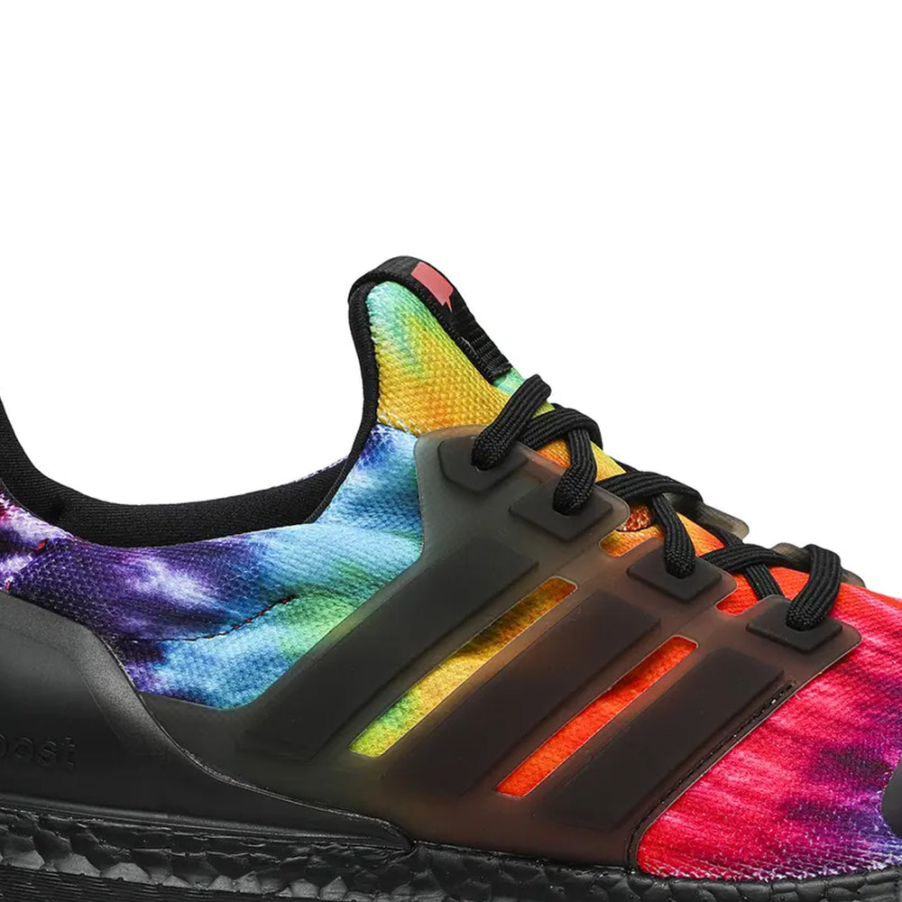 Adidas-Ultra-Boost-‘Nice-Kicks-Woodstock-Black’-(2019)-side-close-up
