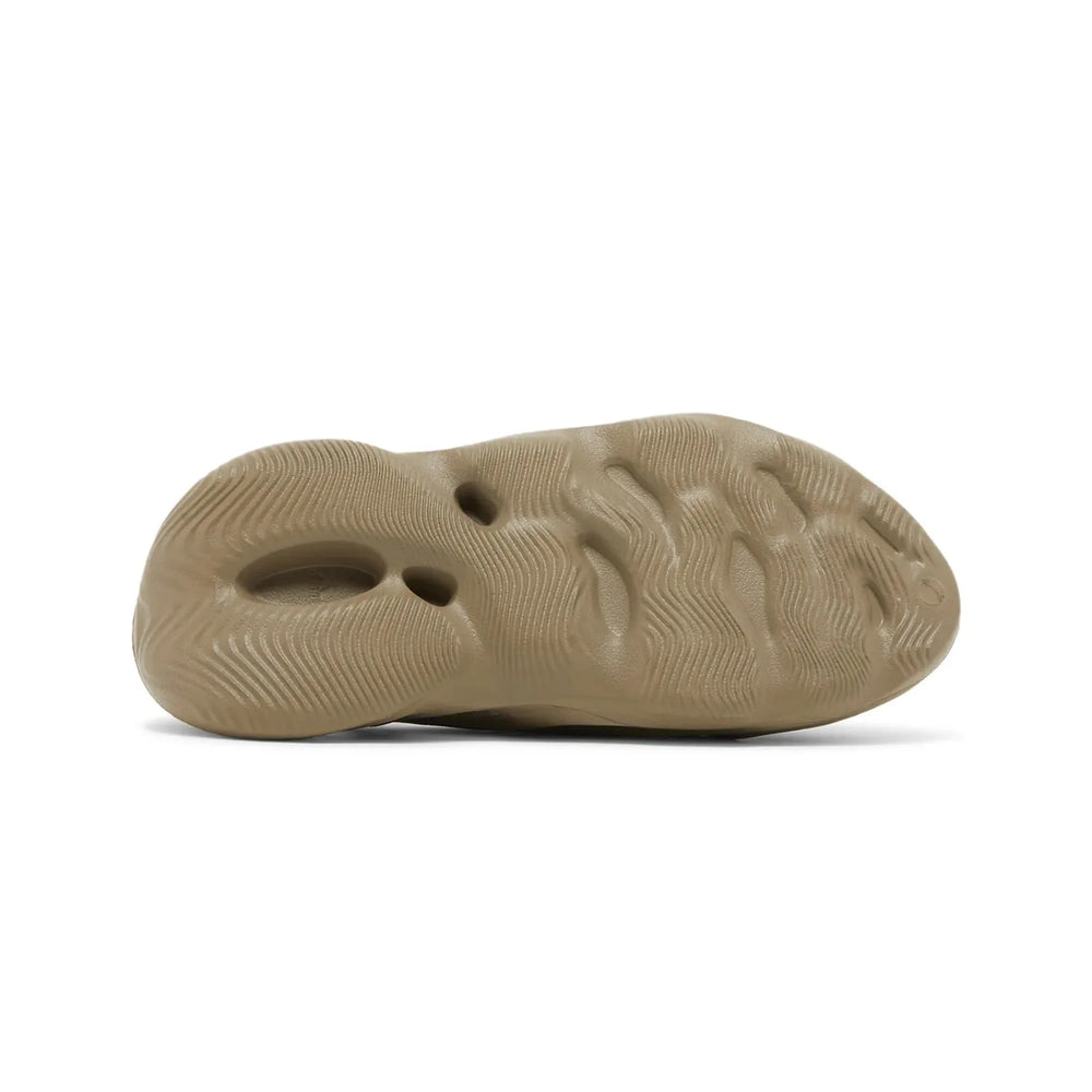 adidas_yeezy_foam_rnr_stone_taupe_2023_5