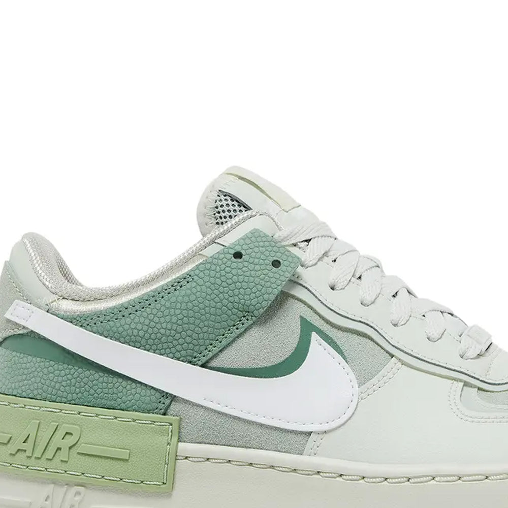 Air-Force-1-Low-Shadow-‘Spruce-Aura-White’-W-(2020)-6
