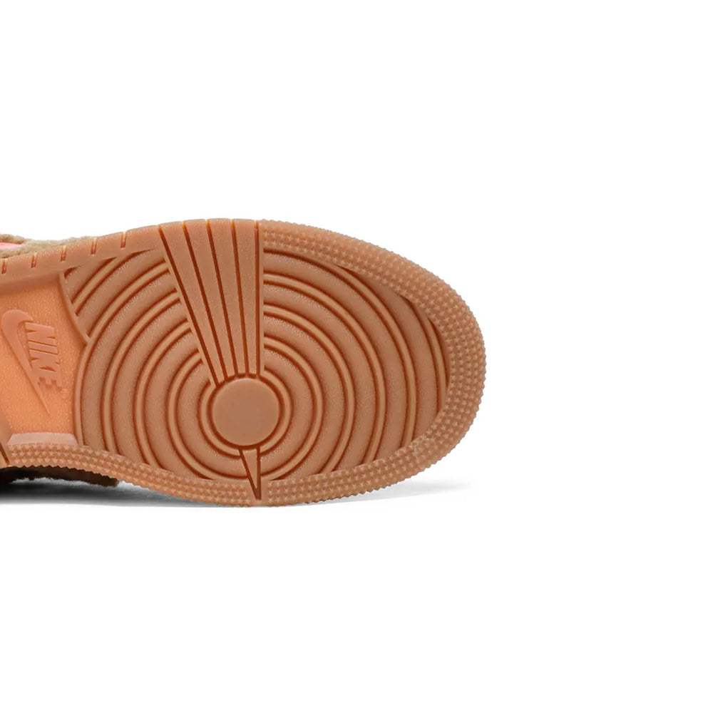 Air-Jordan-1-Low-Utility-‘Teddy-Bear’-GS-(2021)-sole-close-up