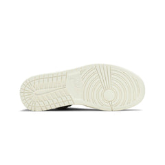 Air-Jordan-1-Low-‘Canyon-Rust’-W-sole