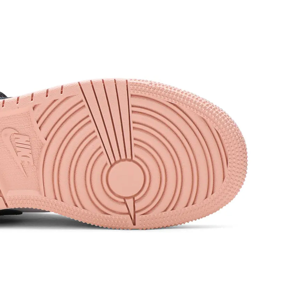 Air-Jordan-1-Mid-GS-‘White-Arctic-Orange’-sole-close-up