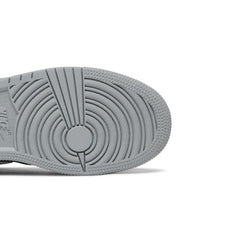 Air-Jordan-1-Mid-‘Elephant-Print’-GS-(2022)-sole-close-up