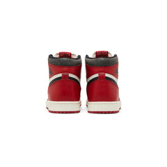 Air-Jordan-1-Retro-High-OG-Chicago-Lost-and-Found-2022-4