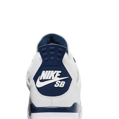 Air-Jordan-4-Retro-SB-‘Navy’-(2025)-back-close-up