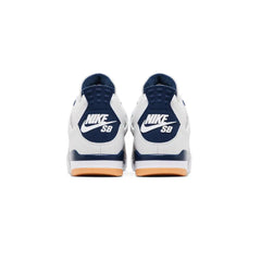 Air-Jordan-4-Retro-SB-‘Navy’-(2025)-back