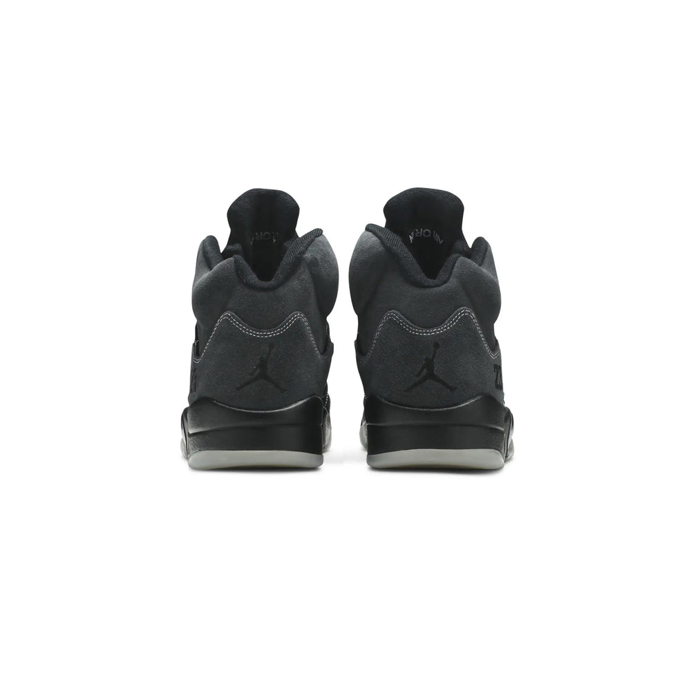 Air-Jordan-5-Retro-‘Anthracite’-(2021)-back