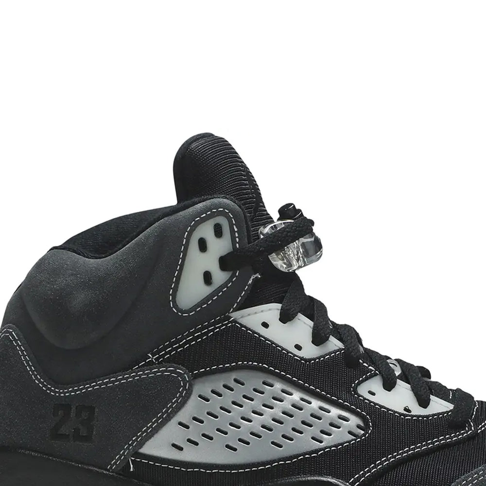 Air-Jordan-5-Retro-‘Anthracite’-(2021)-side-close-up