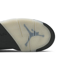 Air-Jordan-5-Retro-‘Anthracite’-(2021)-sole-close-up