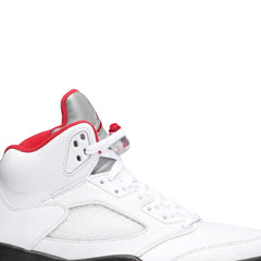 Air-Jordan-5-‘Fire-Red’-(2020)-(New)-side-close-up