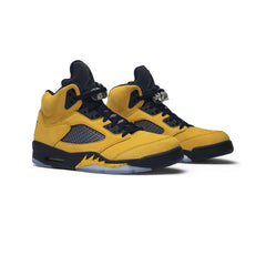 Air-Jordan-5-‘Michigan’-(New)-front-side