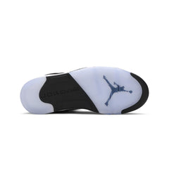 Air-Jordan-5-‘Oreo’-(2021)-sole