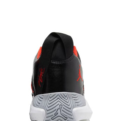 Air-Jordan-Stay-Loyal-‘Bred’-back-close-up