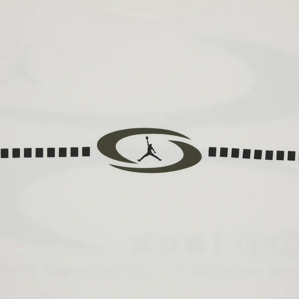 Air-Jordan-x-Travis-Scott-T-shirt-‘White’-(2024)-close-up