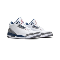 Jordan-3-Retro-‘True-Blue’-(2011)-3