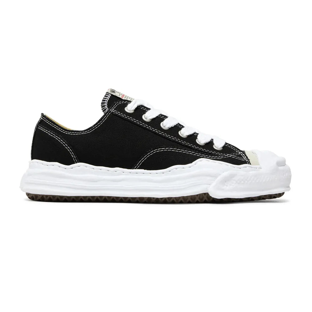 maison_mihara_yasuhiro_hank_og_sole_canvas_low_black_white_2022_1