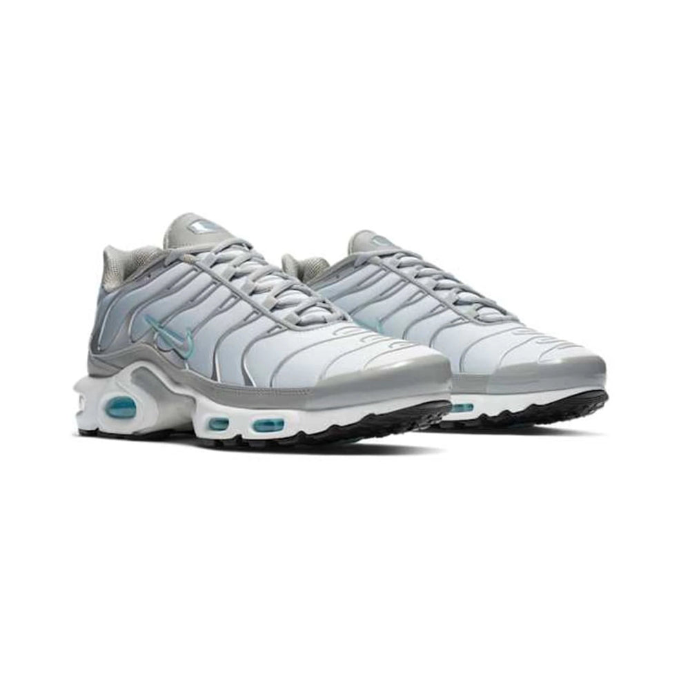 Nike-Air-Max-Plus-TN-Light-Smoke-Grey-Glacier-Ice-2020-2