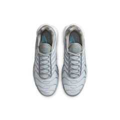 Nike-Air-Max-Plus-TN-Light-Smoke-Grey-Glacier-Ice-2020-4