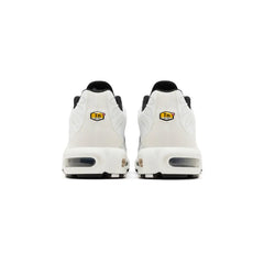 Nike-Air-Max-Terrascape-Plus-Spray-Paint-Swoosh-4