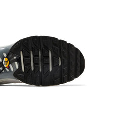 Nike-Air-Max-Terrascape-Plus-Spray-Paint-Swoosh-8