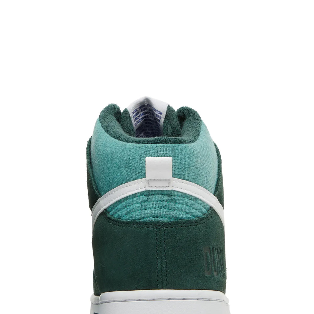Nike-Dunk-High-Retro-SE-Athletic-Club-Pro-Green-2022-8