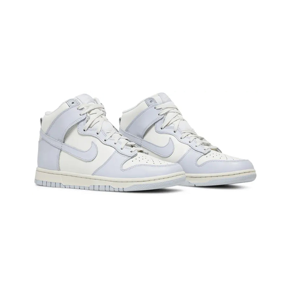 Nike-Dunk-High-W-‘Sail-Football-Grey’-1