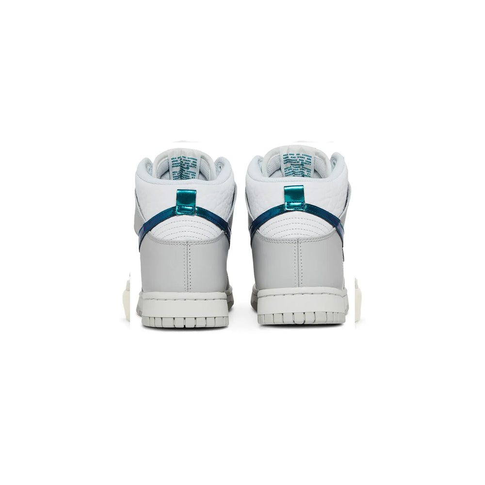 Nike-Dunk-High-‘FLS’-W-(2022)-4