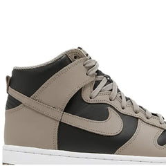 Nike-Dunk-High-‘Moon-Fossil’-W-(2021)-7