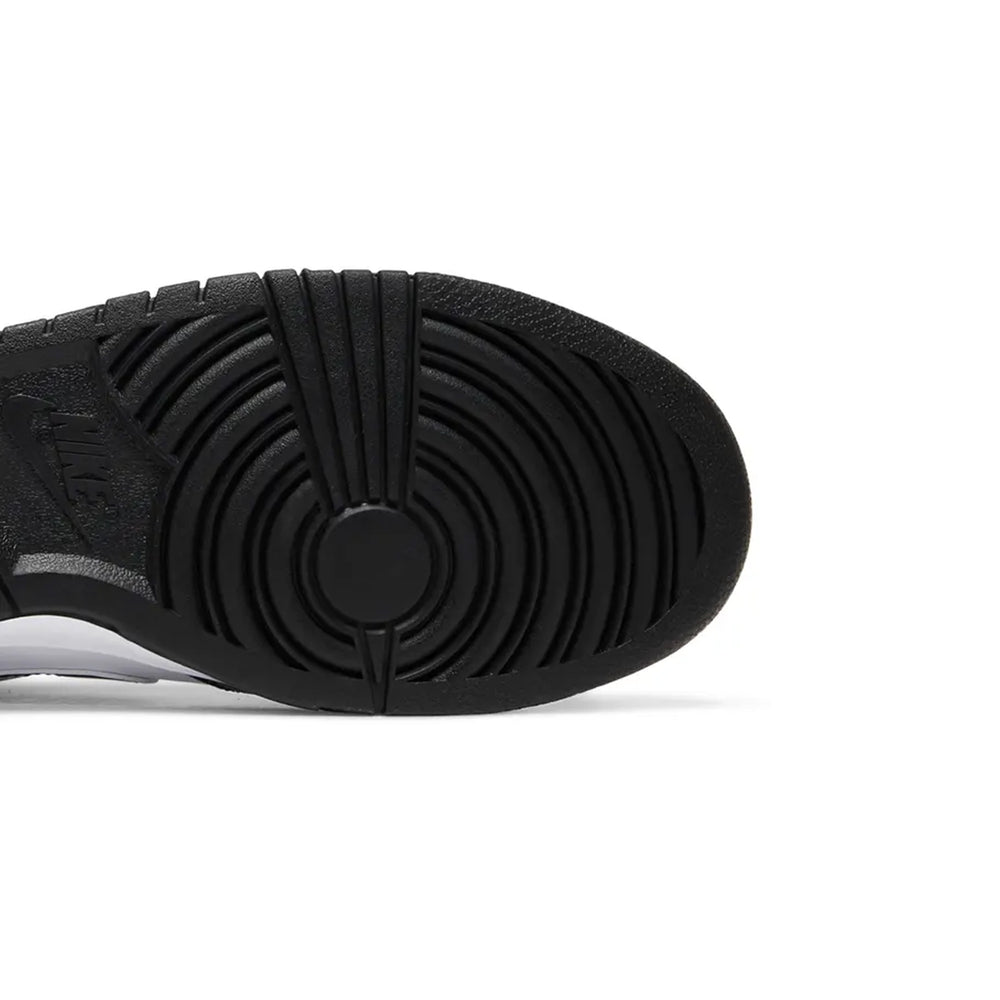 Nike-Dunk-Low-SE-World-Champs-Black-White-2022-8