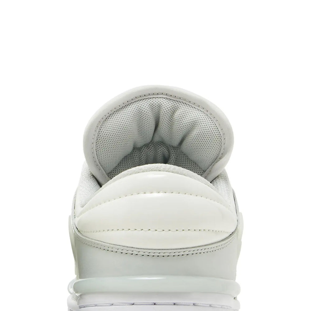 Nike-Dunk-Low-Twist-‘Light-Silver’-Women’s-back-close-up