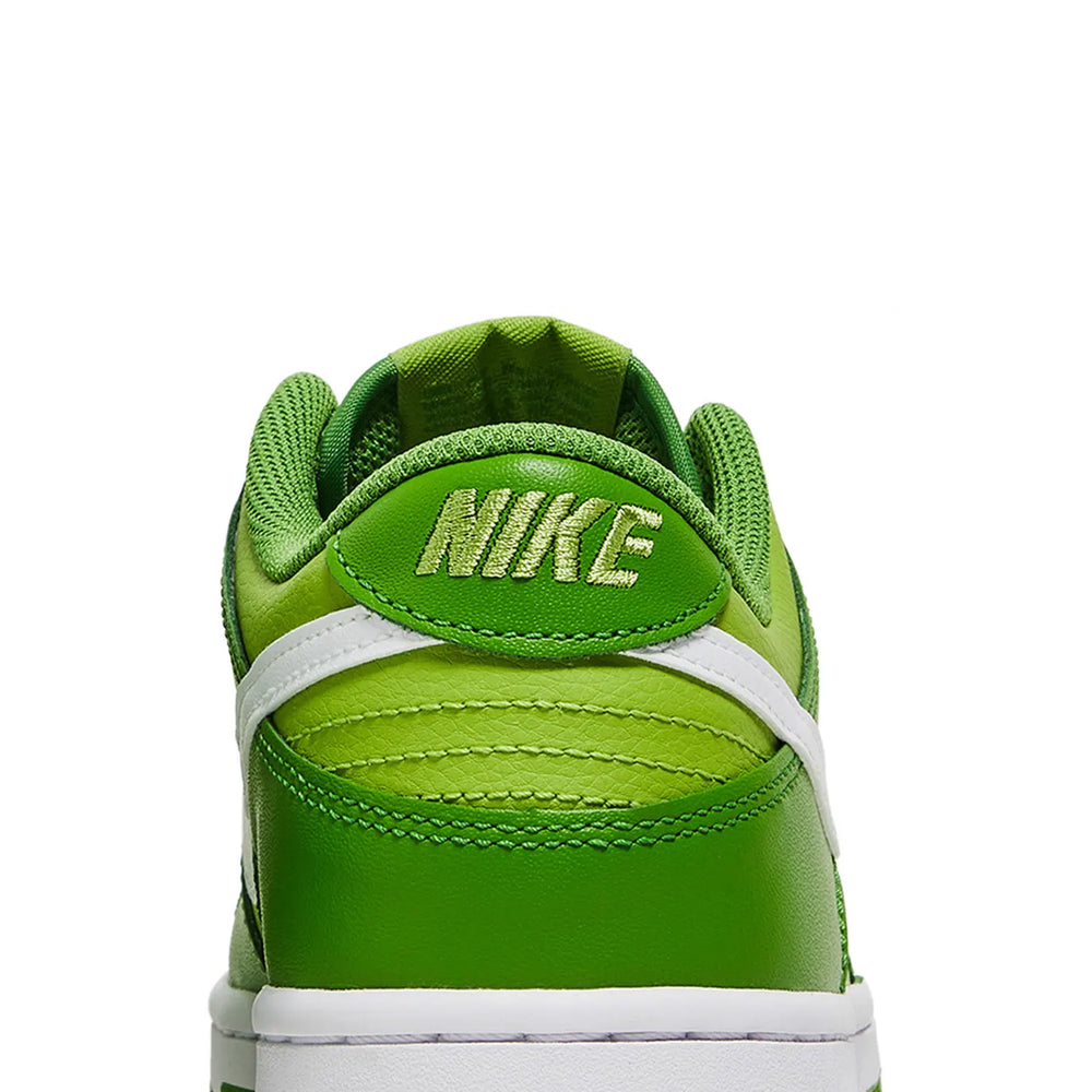 Nike-Dunk-Low-‘Chlorophyll’-GS-(2021)-back-close-up