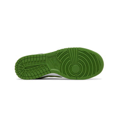 Nike-Dunk-Low-‘Chlorophyll’-(2022)-5