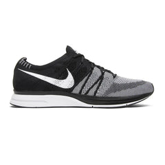 nike_flyknit_trainer_oreo_2018_1