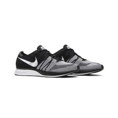 nike_flyknit_trainer_oreo_2018_2
