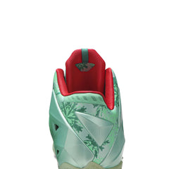 Nike-LeBron-11-‘Christmas’-(2013)-7