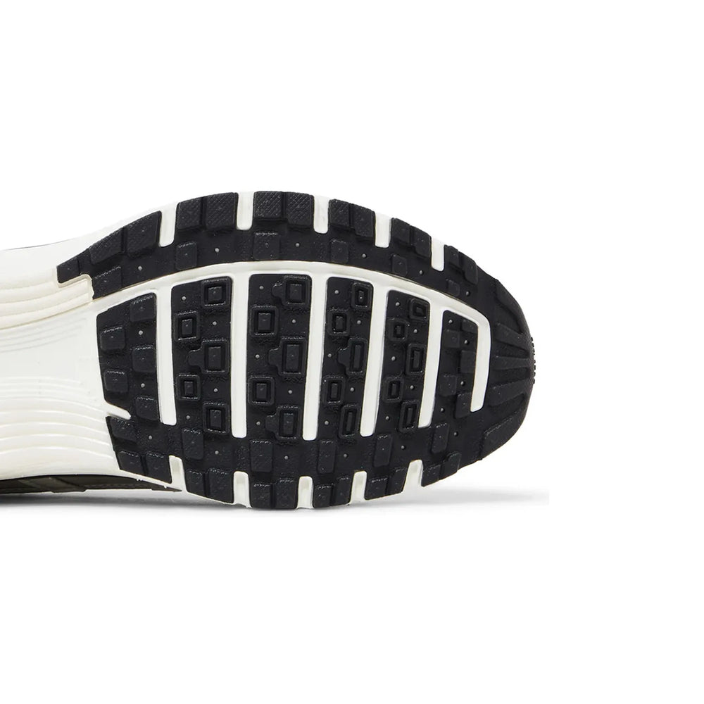 nike_p_6000_metallic_silver_2023_8