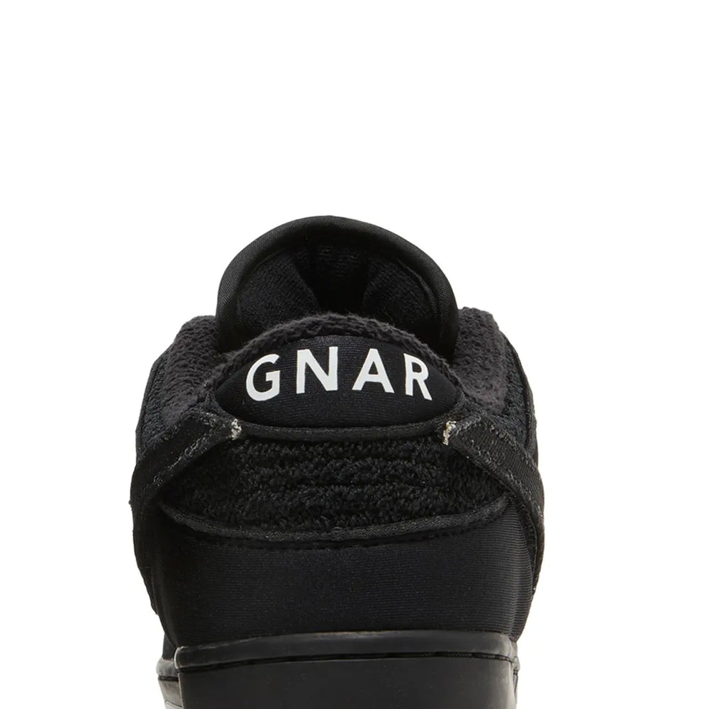 Nike-SB-Dunk-Low-X-Gnarhunters-Black-2022-9