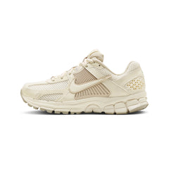 nike_zoom_vomero_5_metallic_silver_platinum_violet_w_2025_3