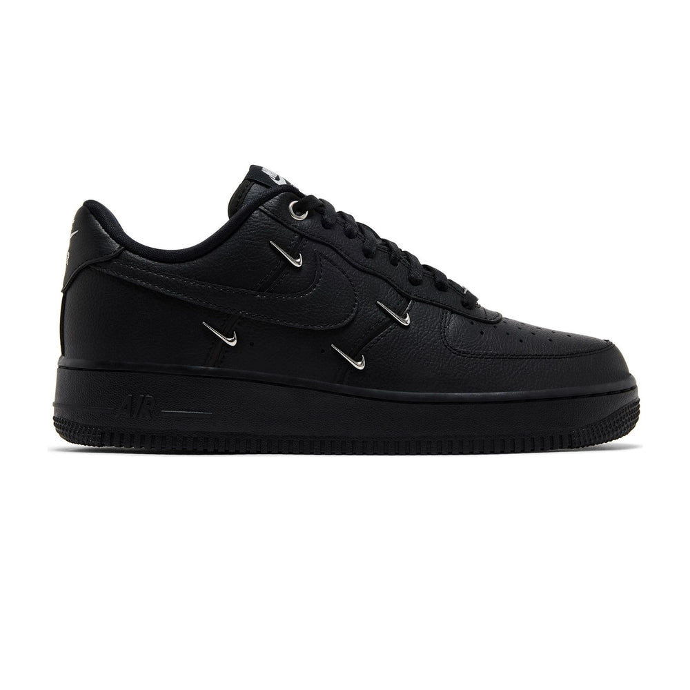 nike_air_force_1_low_07_lx_black_silver_mini_swoosh_womens_2024_10