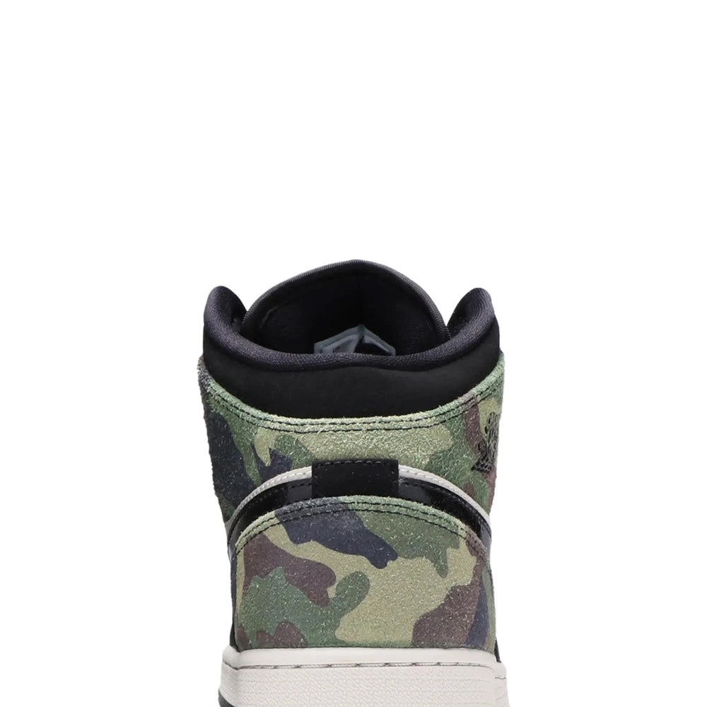 air_jordan_1_mid_camo_gs_2020_14