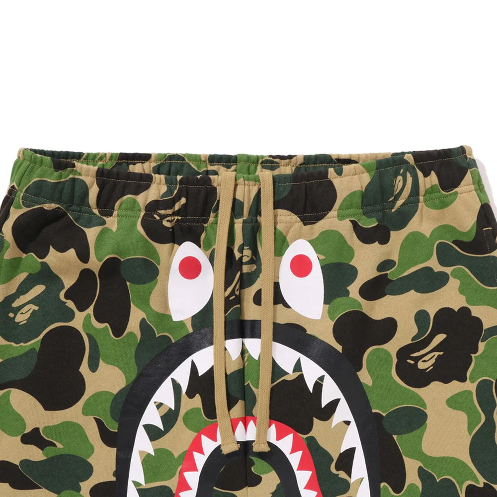 bape_abc_camo_shark_regular_fit_sweatpants_green_2025_3