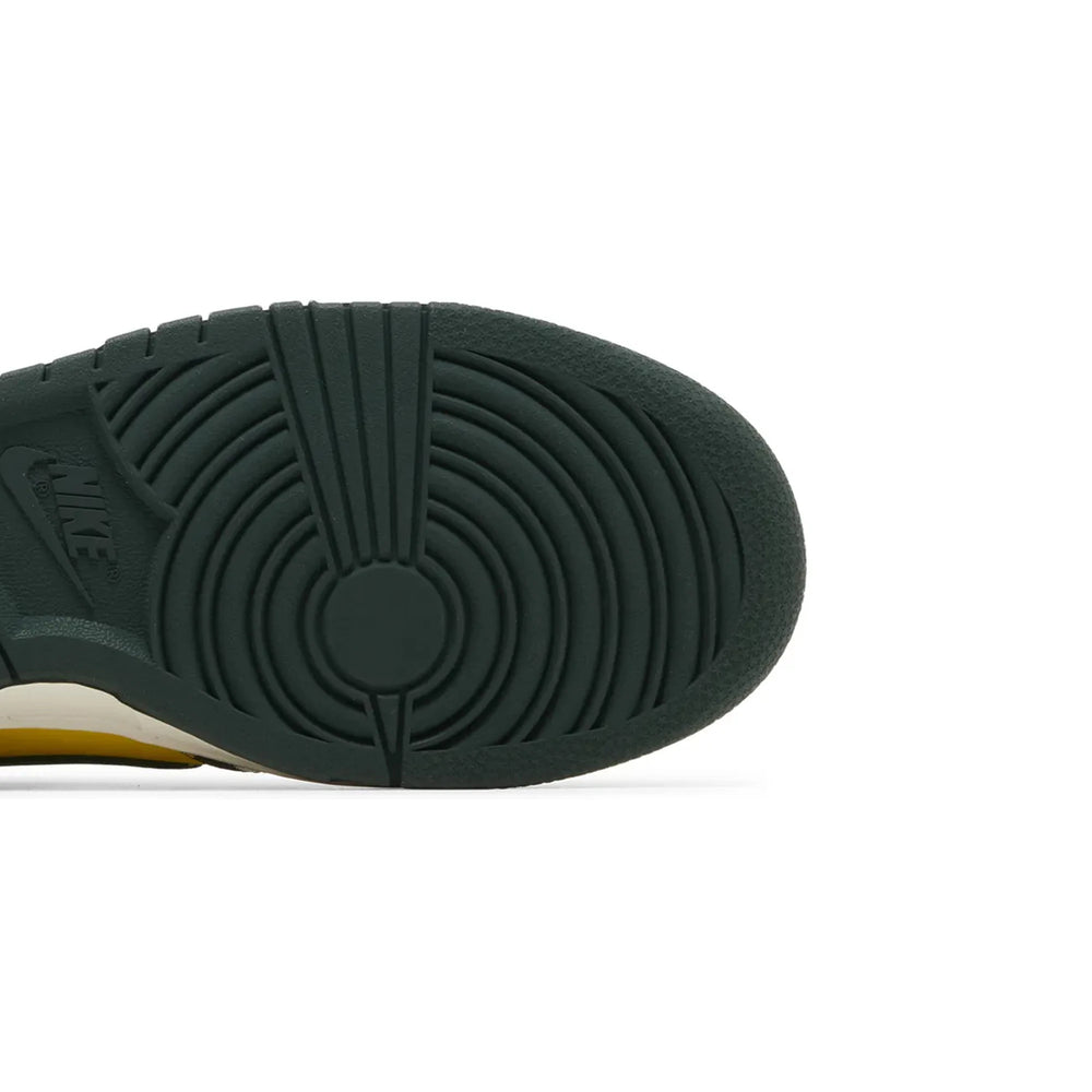 dunk_low_se_noble_green_w_2023_7