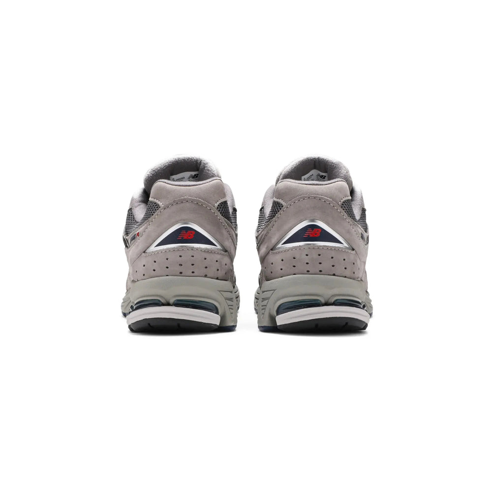 new_balance_2002r_og_light_grey_2020_4