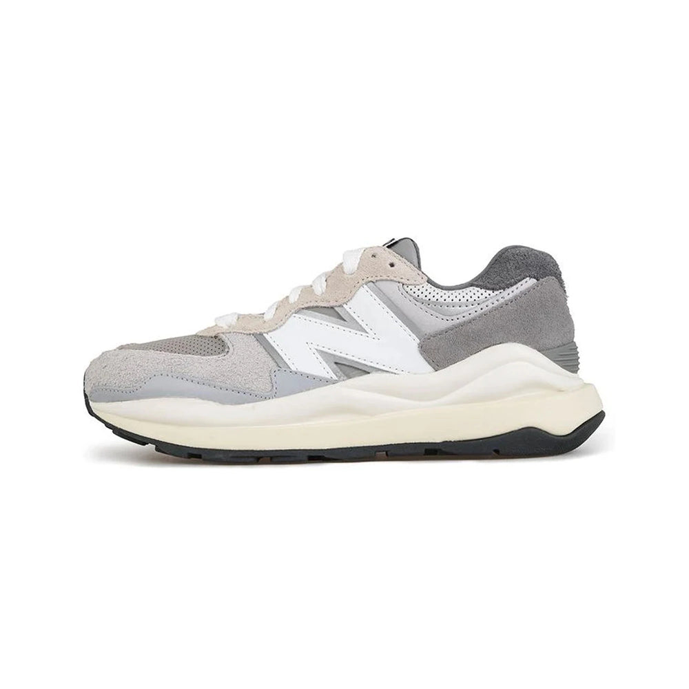new_balance_5740_grey_day_2021_3