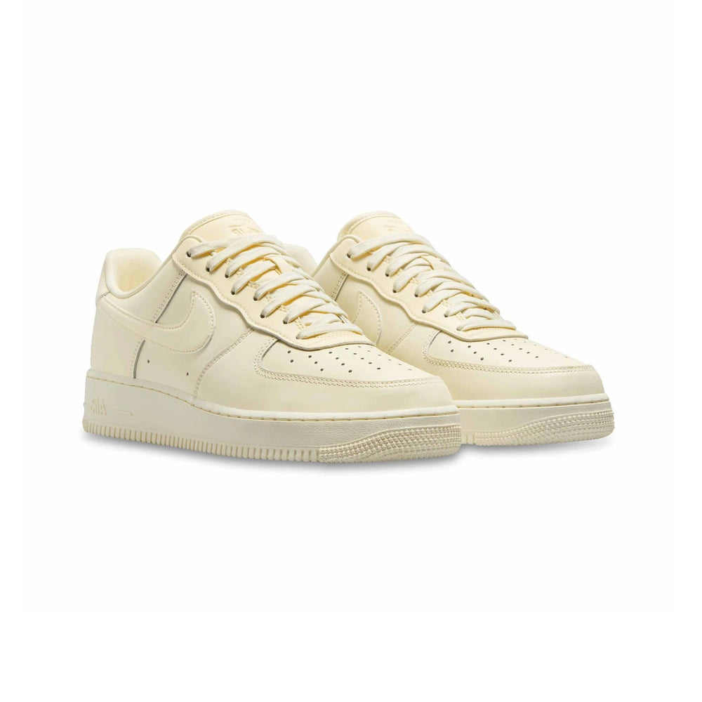 nike_air_force_1_07_fresh_coconut_milk_2