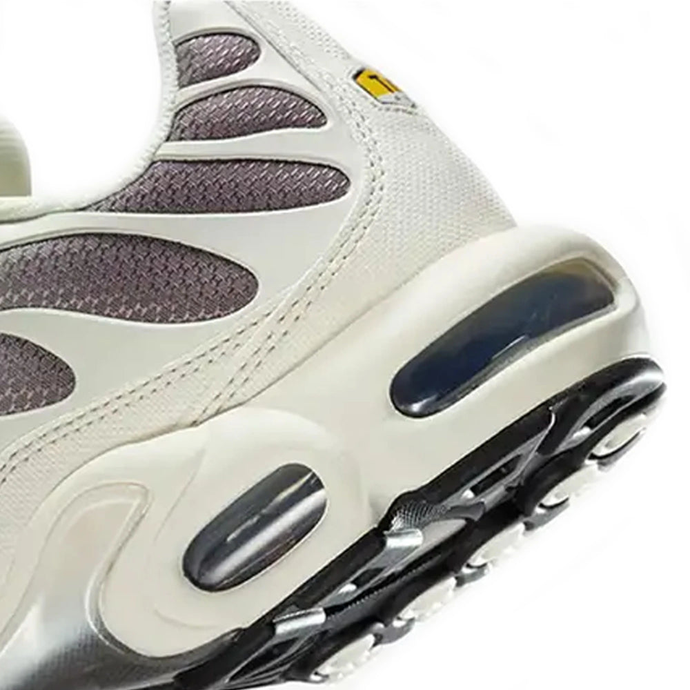 nike_air_max_plus_tn_light_orewood_cave_stone_6