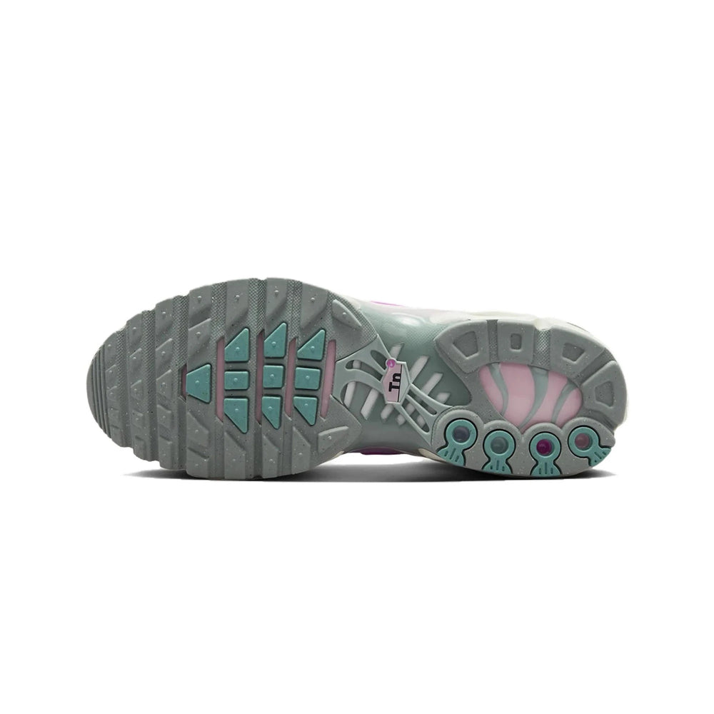 nike_air_max_plus_tn_paw_print_pink_foam_womens_2024_6